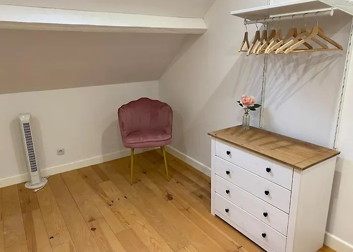 3 Private Pool With Stunning Views!!